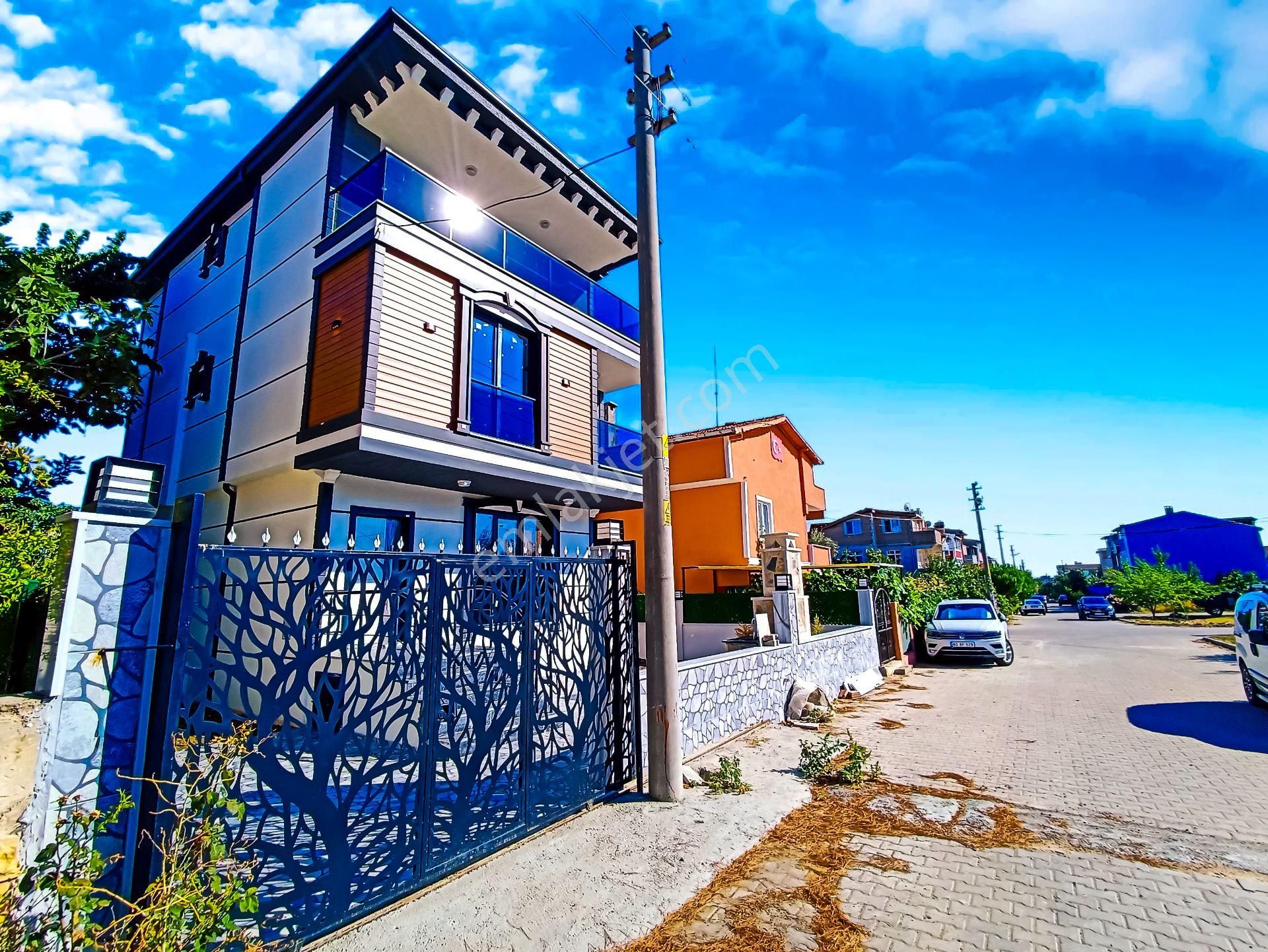 ╭╯hâl Group╰╮parka Cephe Deniz Manzaralı Merkez Konum Villa - Görsel 5