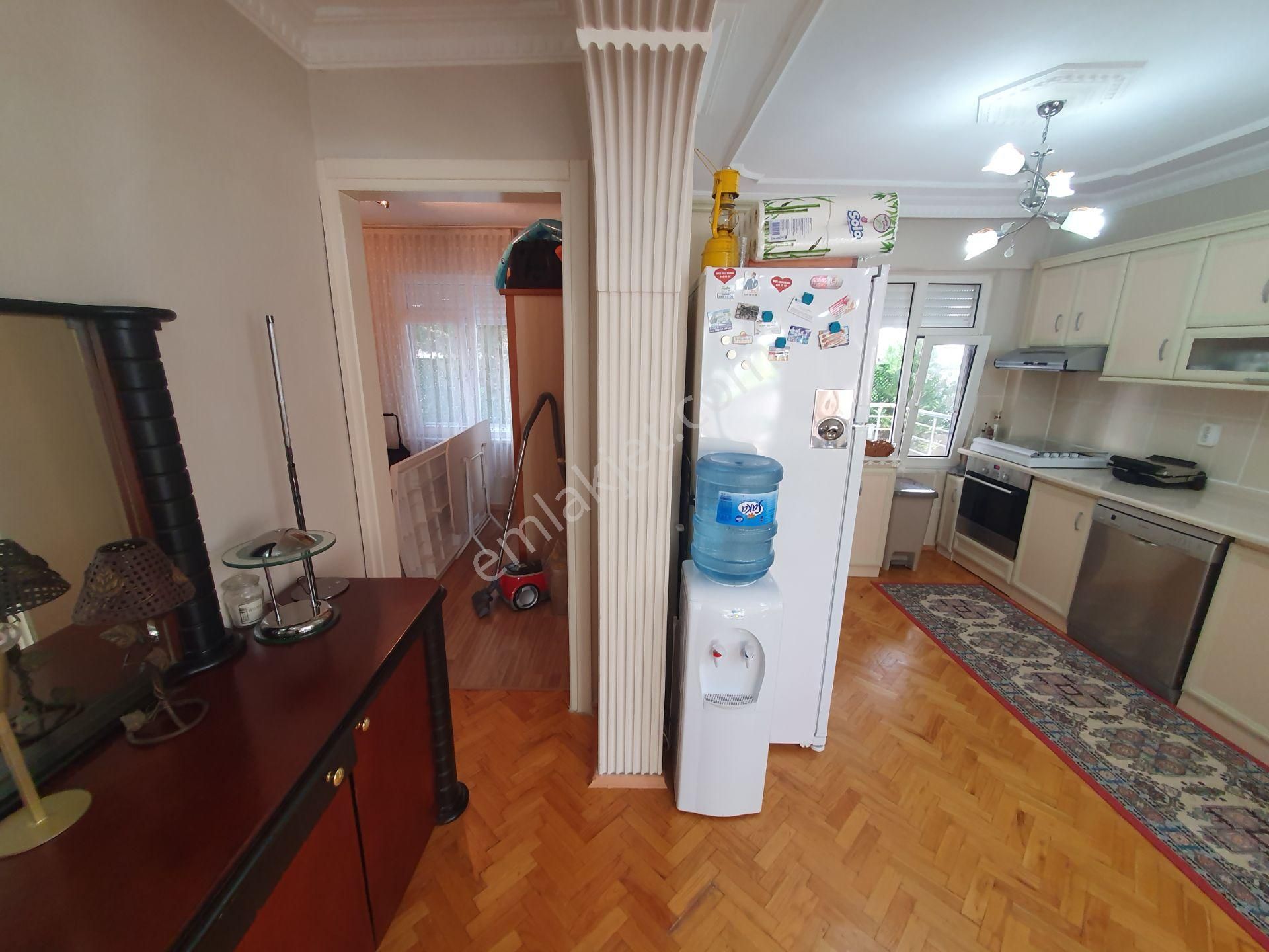 Altınoluk İlkbahar'dan 300m2 Arsa İçinde Tam Bağımsız Merkeze Denize Yakın 6+1 Triplex Villa - Görsel 19