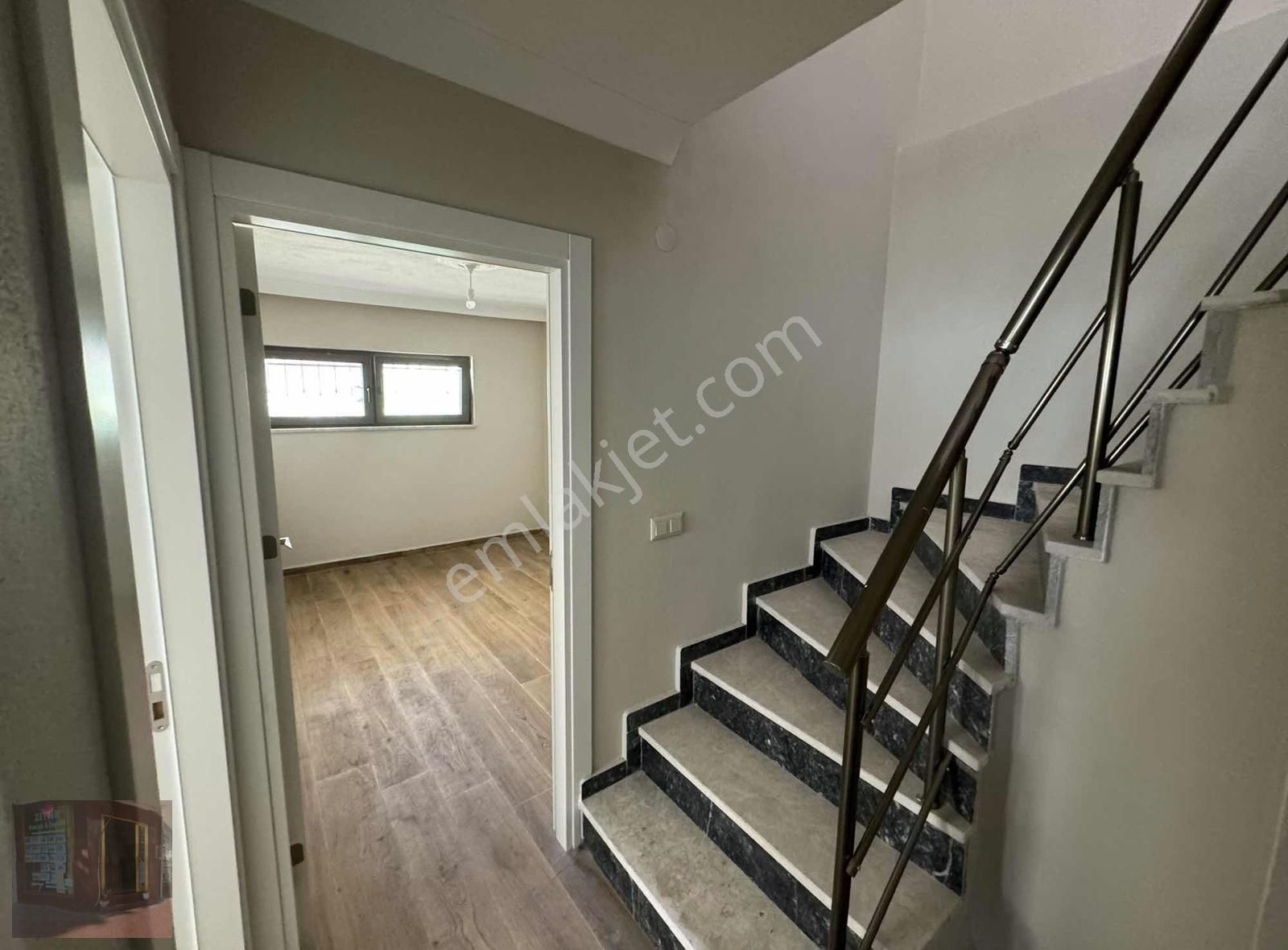 Güçlü Kardeşler Altınoluk Merkezde 2+1 Ters Dublex Daire - Görsel 12