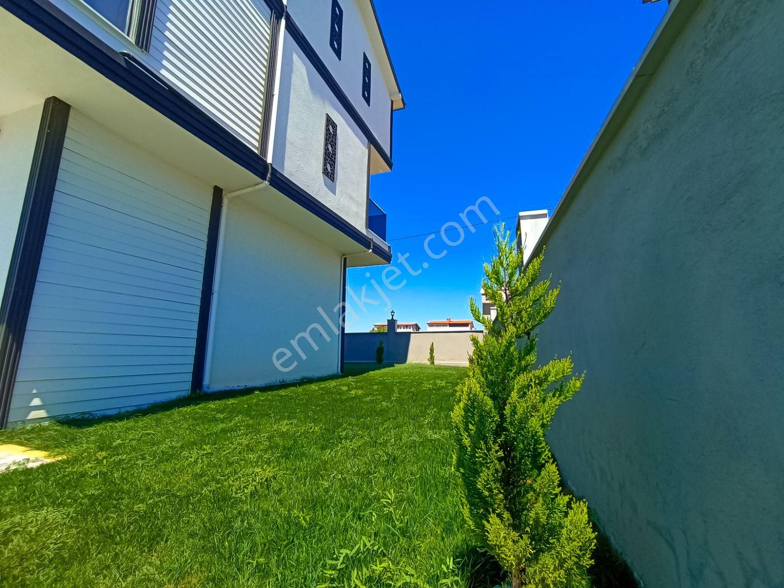 ╭╯hâl Group╰╮havuzlu Özenle Dizayn Edilmiş Beyaz Saray - Görsel 6