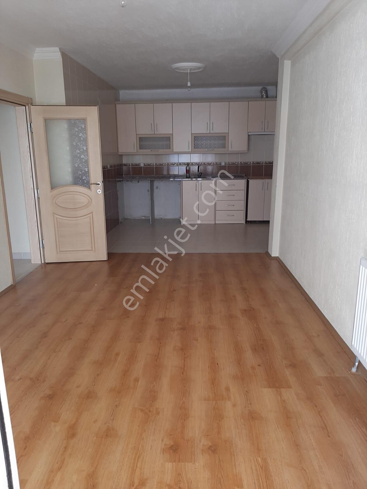 Mut Pınarbaşı Satılık Daire  PINARBAŞI MAH.3+1 140 M2 DAİRE