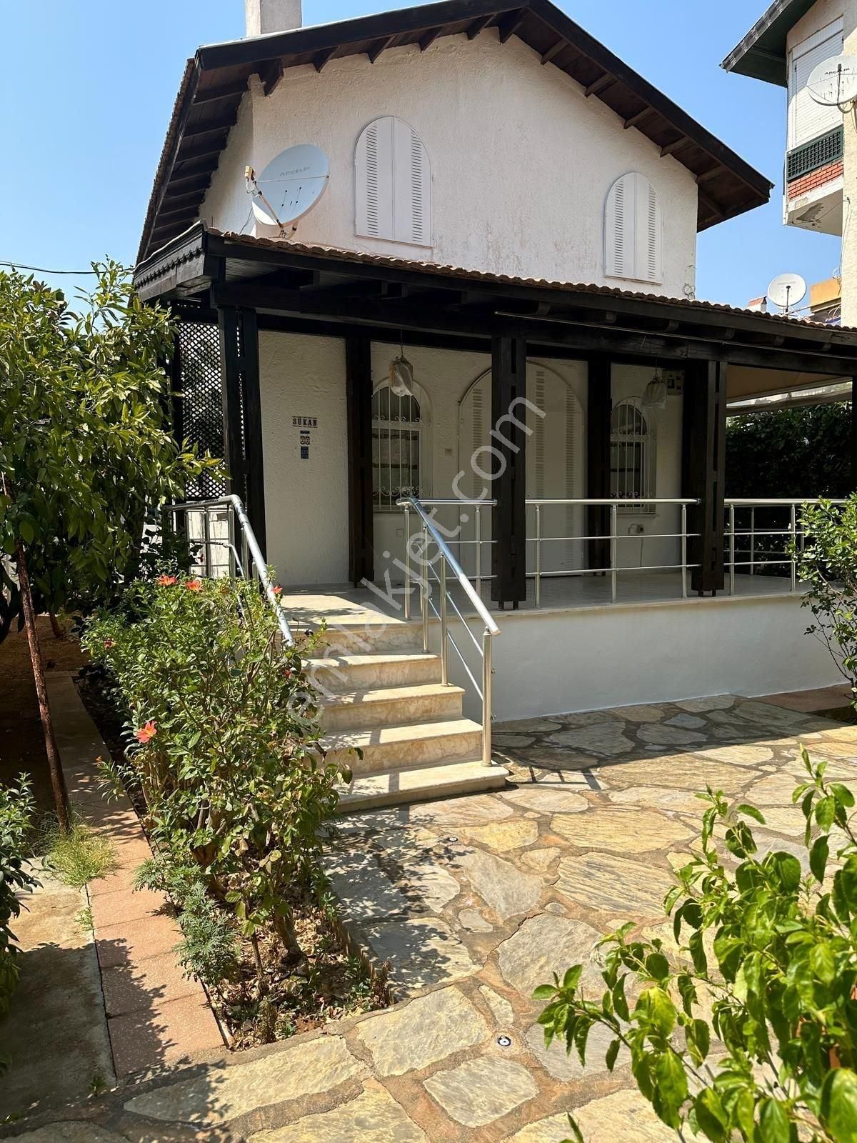 Marmaris Siteler Satılık Villa MÜJGAN EMLAKTAN MARMARİS SİTELERDE SİTE İÇİNDE MÜSTAKİL VİLLA