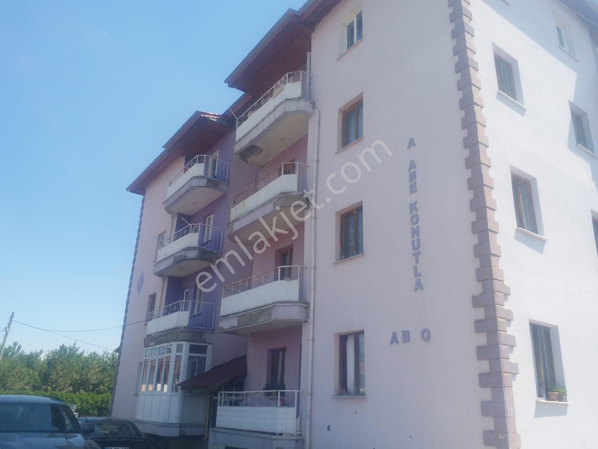 İmranlı Karşıyaka Satılık Daire  İMRANLIDA 3+1 SATILIK DAİRE