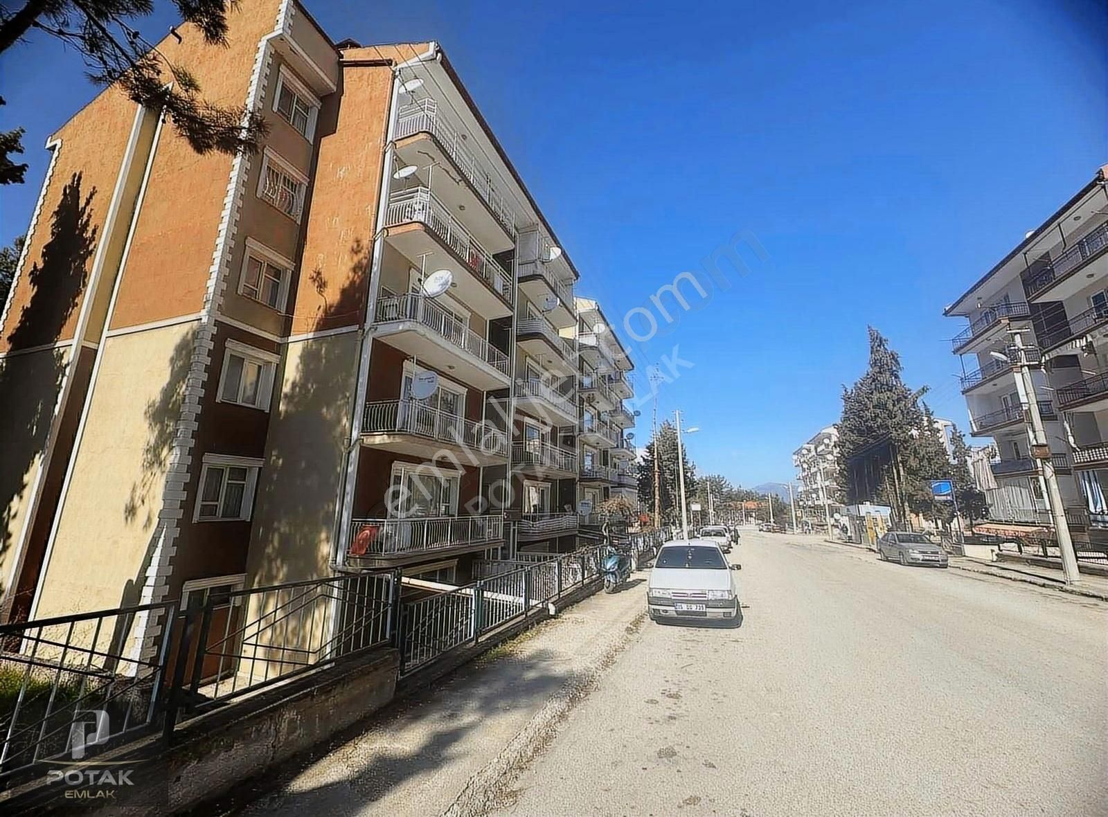 Burdur Merkez Atatürk Satılık Daire BURDUR MERKEZ ATATÜRK MAHALLESİNDE 3+1 SATILIK DAİRE