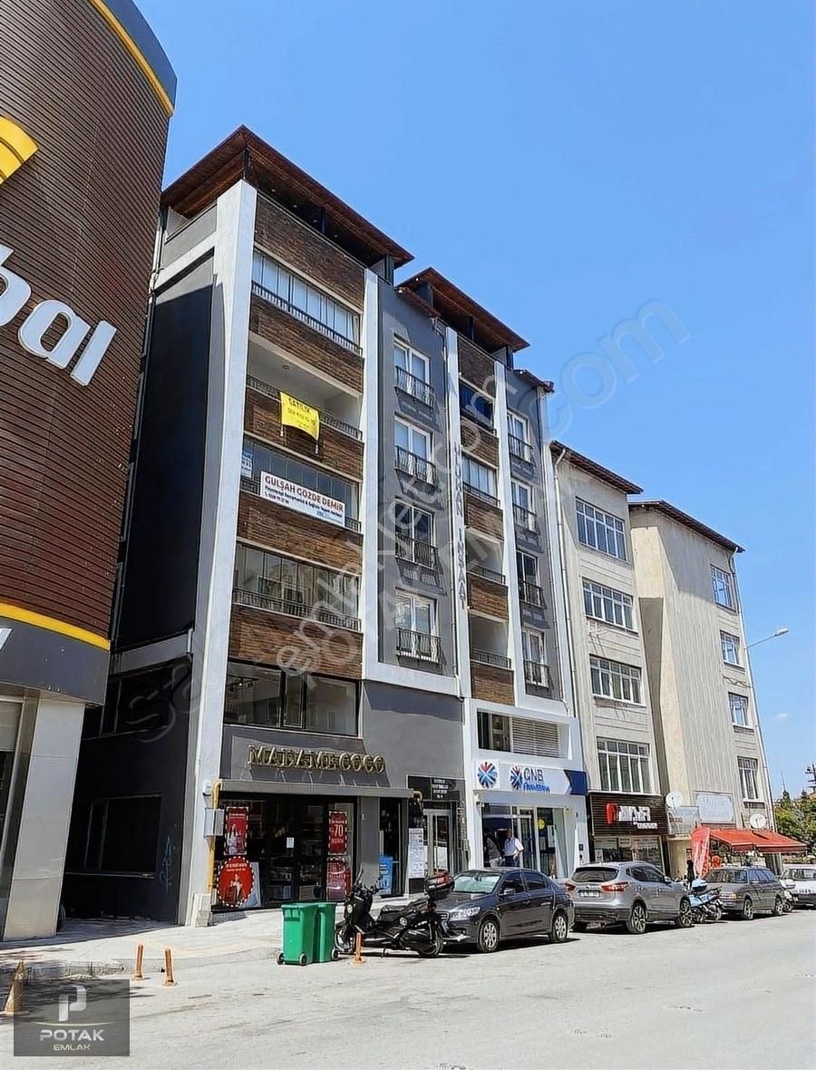 Burdur Merkez Burç Satılık Daire BURDUR BURÇ MAH. 3+1 SATILIK CUMHURİYET MEYDANINDA LÜKS DAİRE