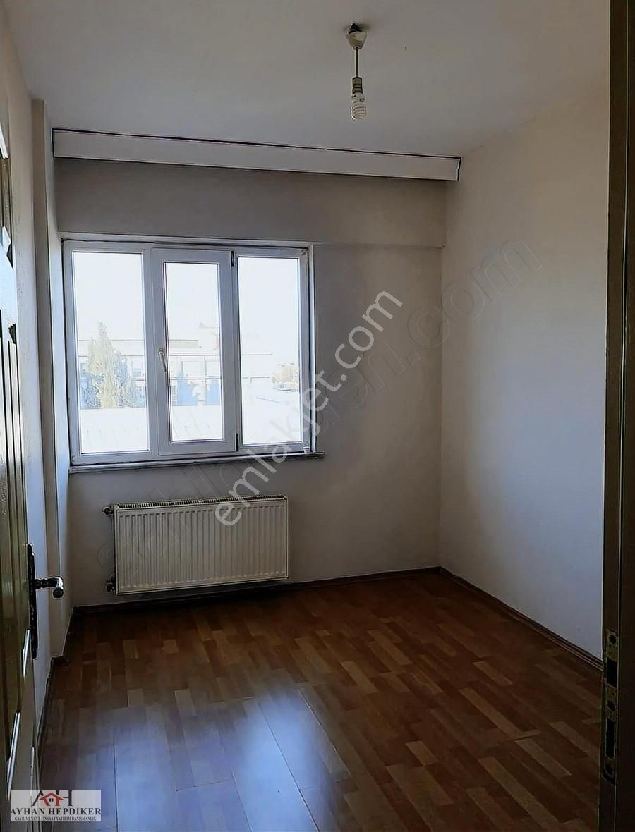 Erenler Erenler Satılık Daire AYHAN HEPDİKER'DEN ERENLER'DE 2+1 SATILIK DAİRE