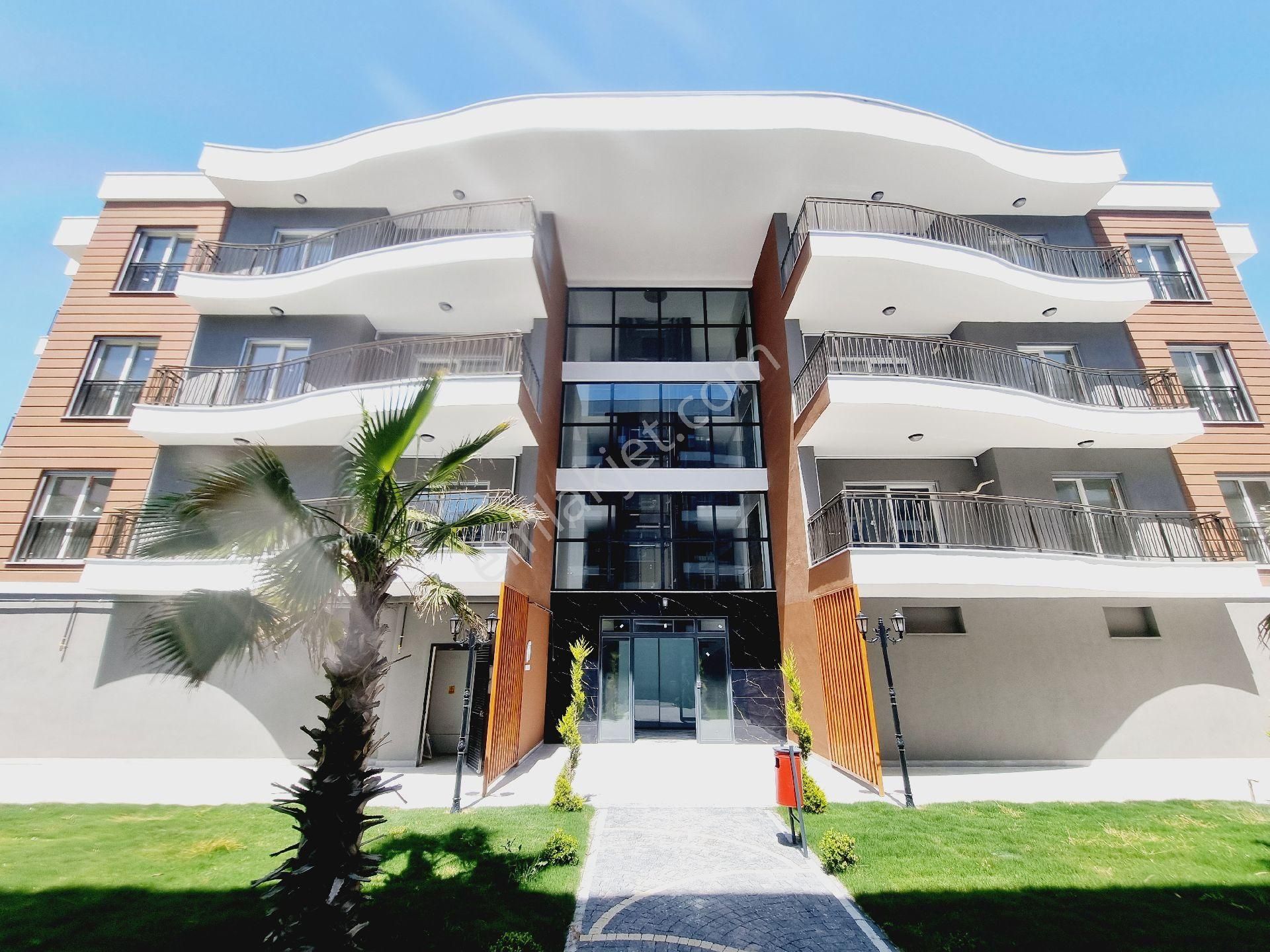 Kusadası Lansmandan Satılık 2+1 Ler