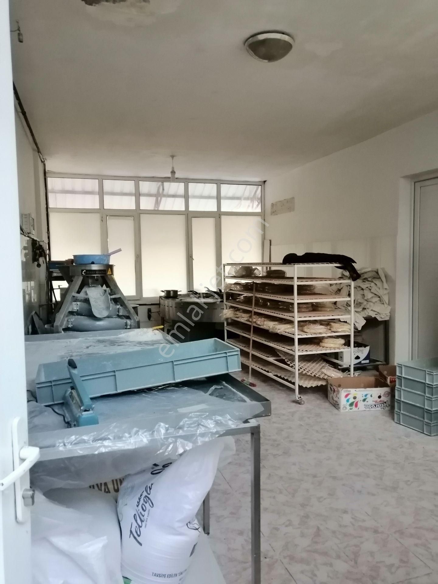 İzmir Torbalı Gold Emlaktan Satılık Dükkan Mağaza - Görsel 4