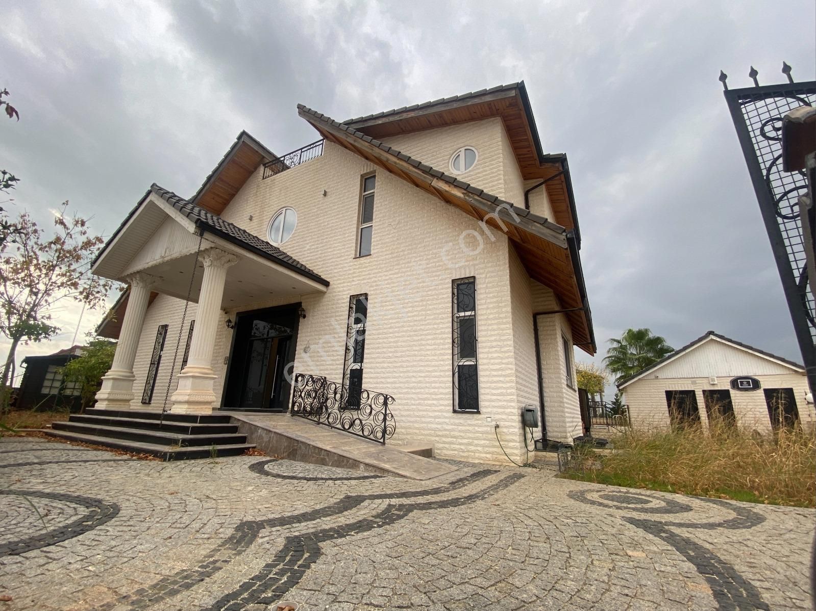 Yenişehir Kocavilayet Satılık Villa AYDIN'DAN KOVAVİLAYET MH. LÜKS 7+2 SATILIK VİLLA 