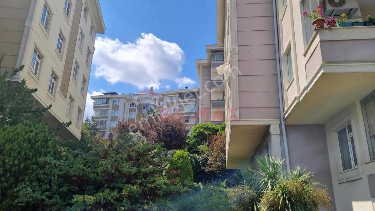 Üsküdar Bahçelievler Satılık Daire Üsküdar Çengelköy Doktorlar Sitesi 'Nde 3+1 Satılık Daire