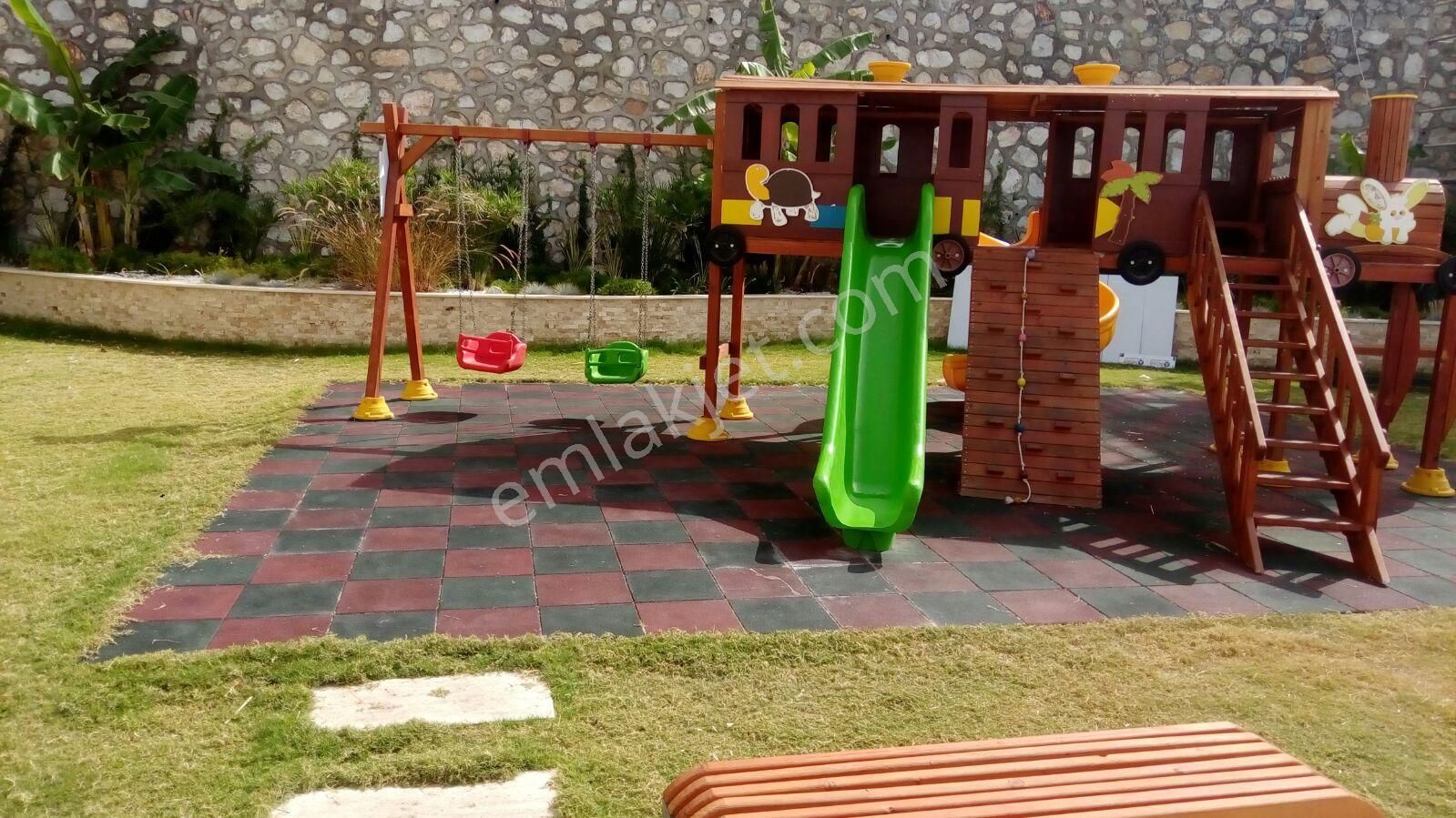 Denize Sıfır Harika Bir Tesis De En Ön Blok Da Ömür Boyu Kapanmayan Deniz Manzarası - Görsel 22