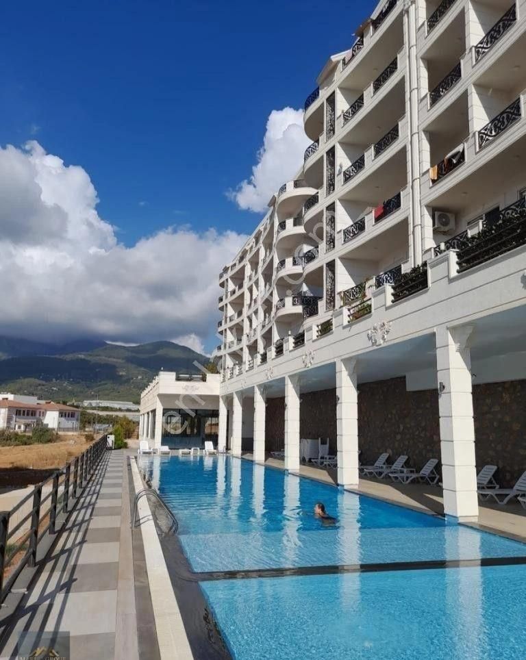 Alanya Oba Satılık Daire Oba Şen Palace Residence 'da Full Deniz Ve Kale Manzaralı Fırsat Daire