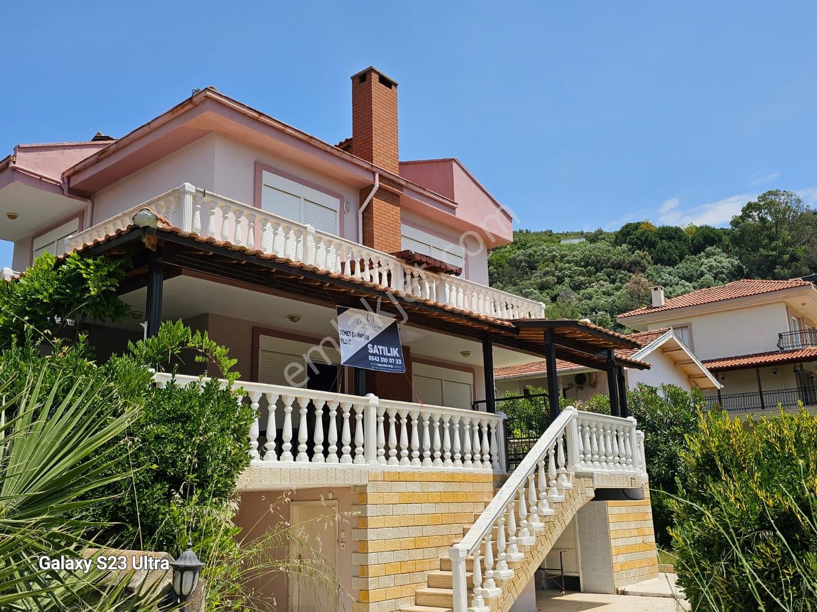 Menderes Ahmetbeyli Satılık Villa  İzmir SATILIK Ahmetbeyki Yoncaköy de Villa