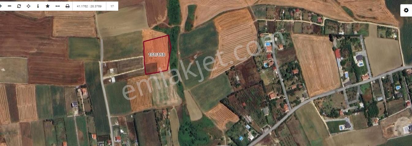 Çatalca Elbasan Satılık Tarla  Çatalca Elbasanda Satılık Arsa , 980 M2 Yolu Var Çevrili Evlere  Yakın