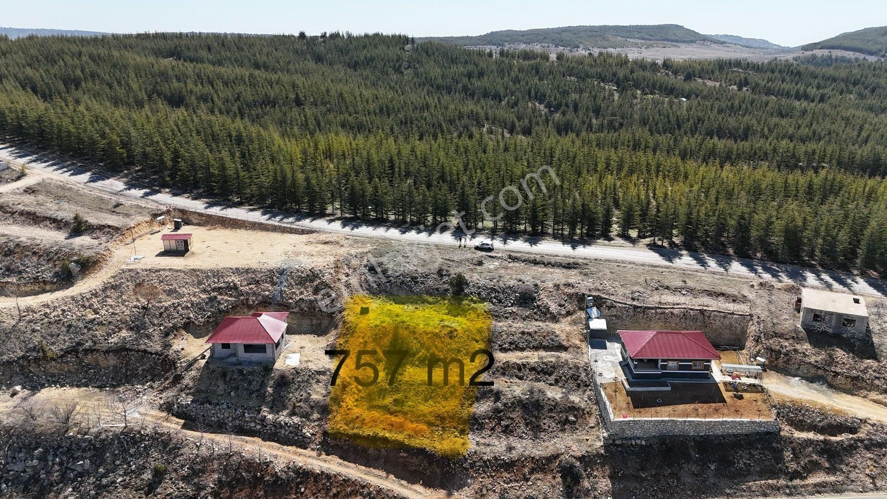 Erdemli Sorgun Satılık Tarla Sahibinden Hacıalanı Yaylası Aşılık Tepesi’nde, tapulu, ev yapılabilen arsa