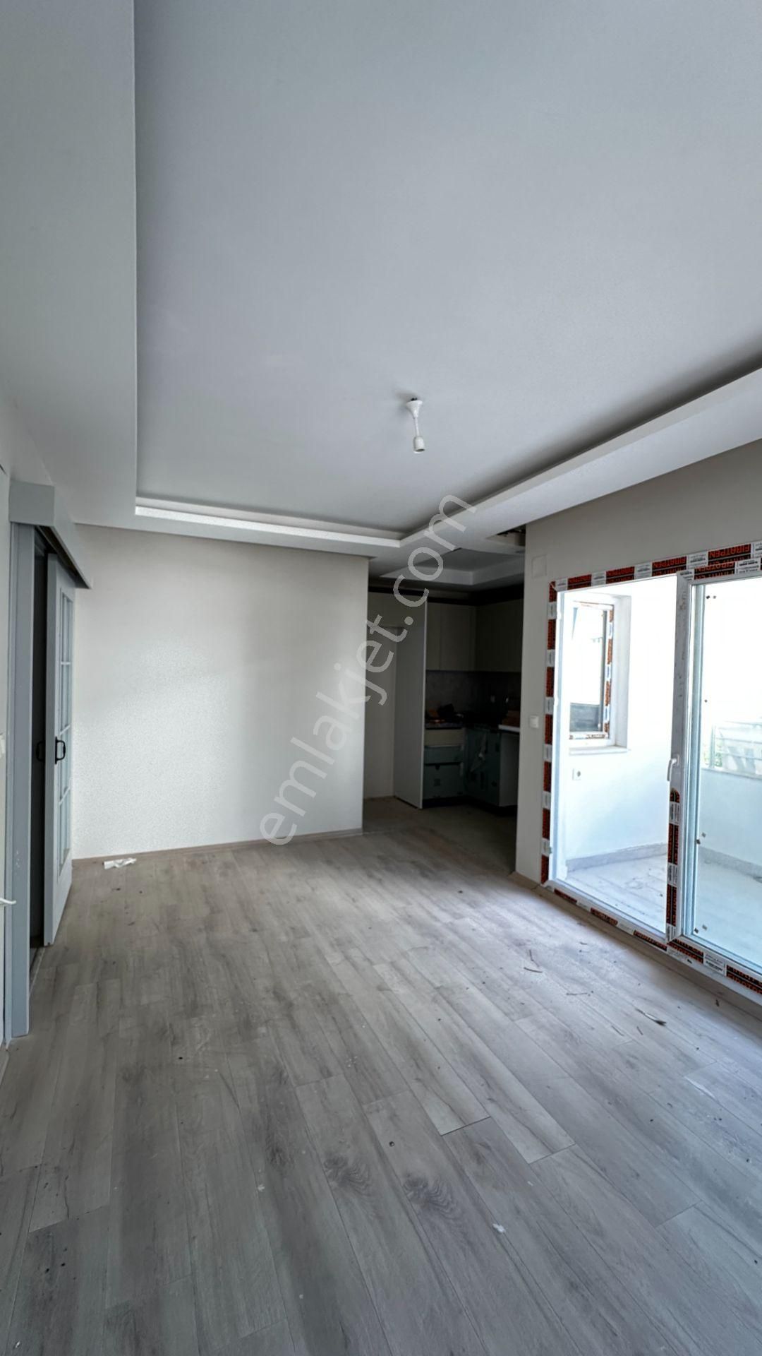 Tarsus Anıt Satılık Daire  THOR'DAN SATILIK TARSUS ANIT MAHALLESİ 2+1 DAİRE