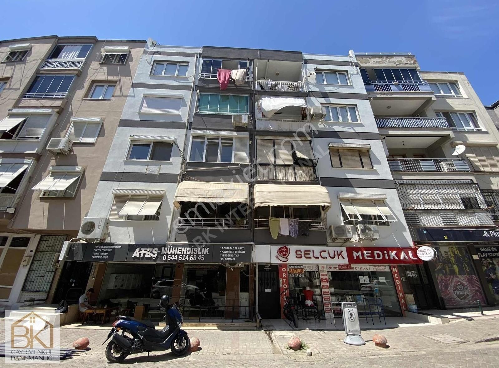 Selçuk Atatürk Satılık Daire ÇARŞI MERKEZDE SATILIK 2+1 KOMPLE EŞYALI GENİŞ DAİRE