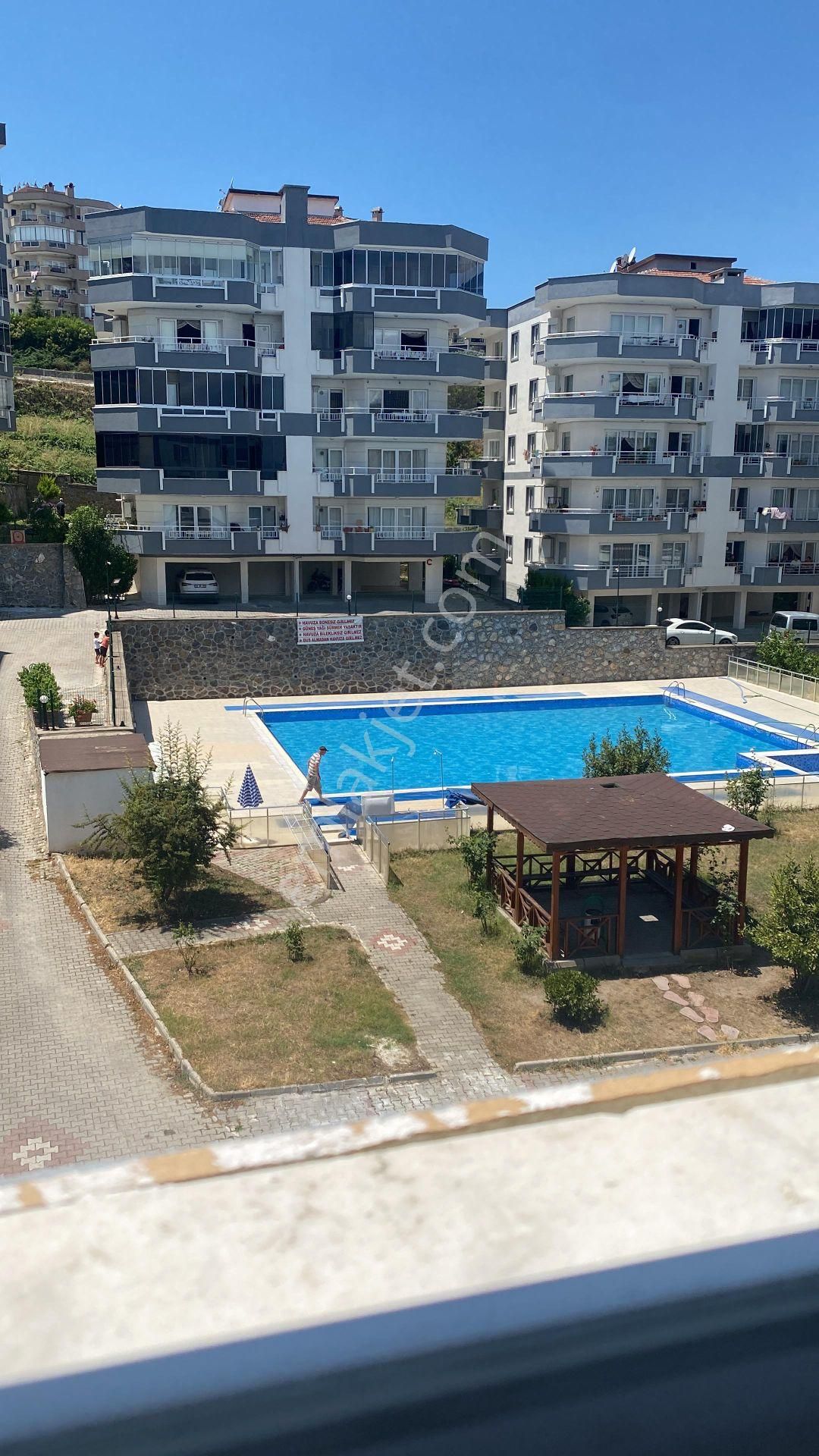 Mudanya Güzelyalı Eğitim Satılık Daire  BURSA GÜZELYALI EĞİTİM KAPİTAL'DEN DENİZ MANZARALI MERKEZİ KONUMDA 3+1 SATILIK DAİRE