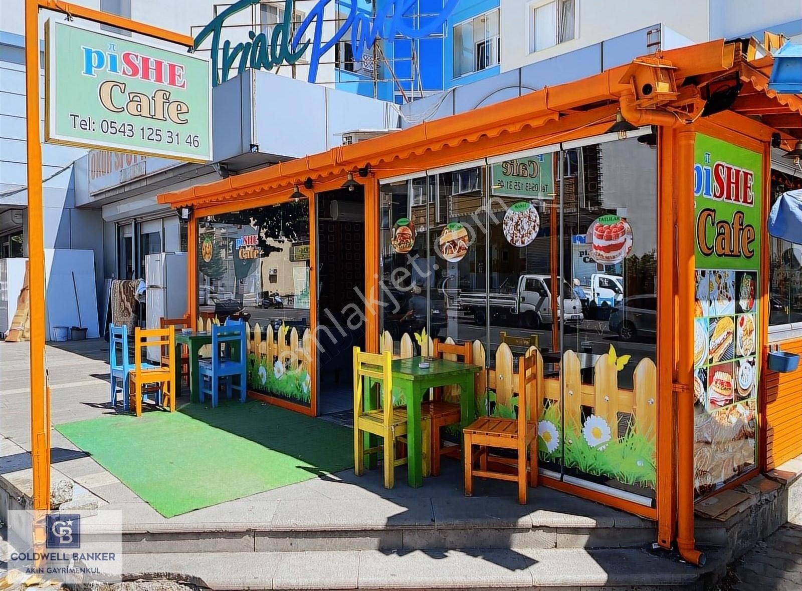 Sancaktepe Atatürk Devren Kafe & Bar Uysal Caddesi Üzerinde Devren Cafe ( Köşe Dükkan )