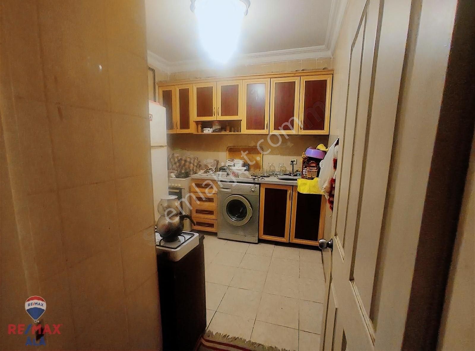 Arnavutköy Arnavutköy Merkez Satılık Daire REMAX ALA'DAN ARNAVUTKÖY MERKEZDE SATILIK 1+1 DAİRE