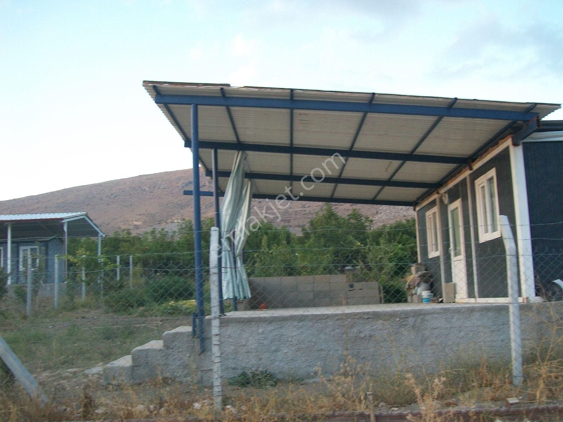 Halkapınarda Eltutan Mevkisinde Petrol Karşısı 500 M² Arsa İçinde Prefaptik Ev - Görsel 6