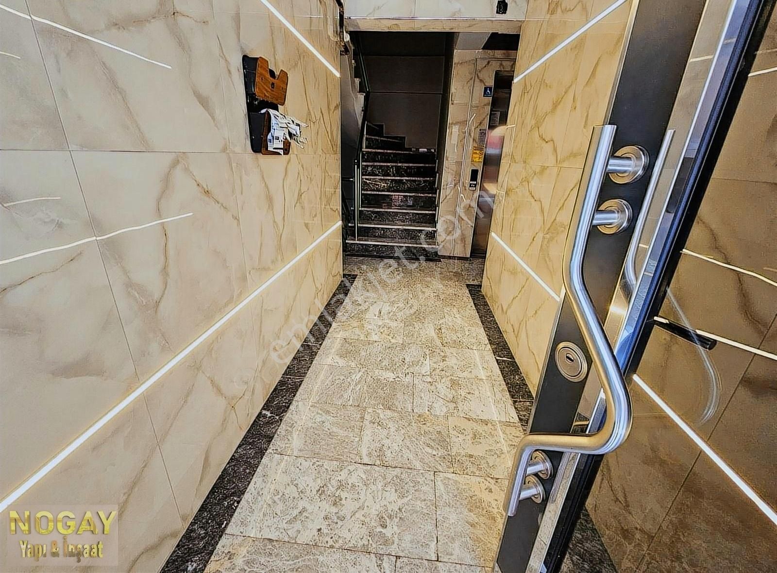 Metrobüse Çok Yakın Çok Güzel Bahçeli Sıfır Daire - Görsel 27