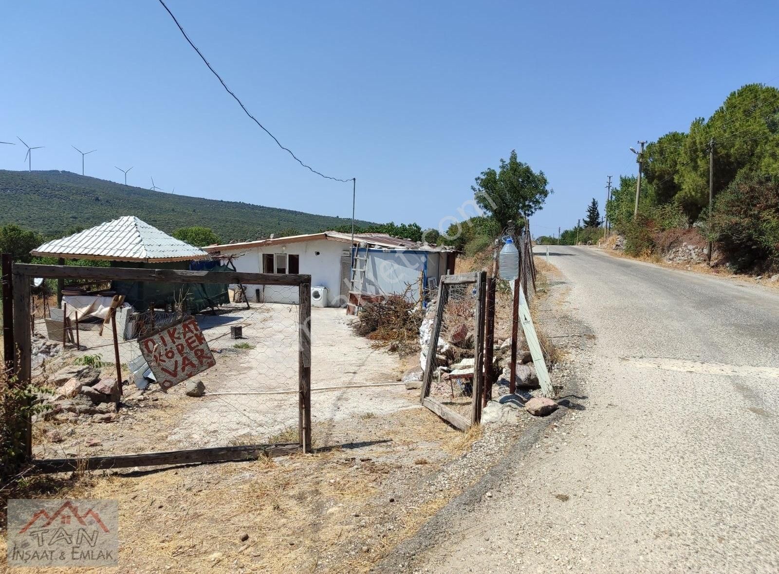 Bergama Tavukçukuru Satılık Tarla Tan inşaat emlak tan satılık elektrik su mevcut