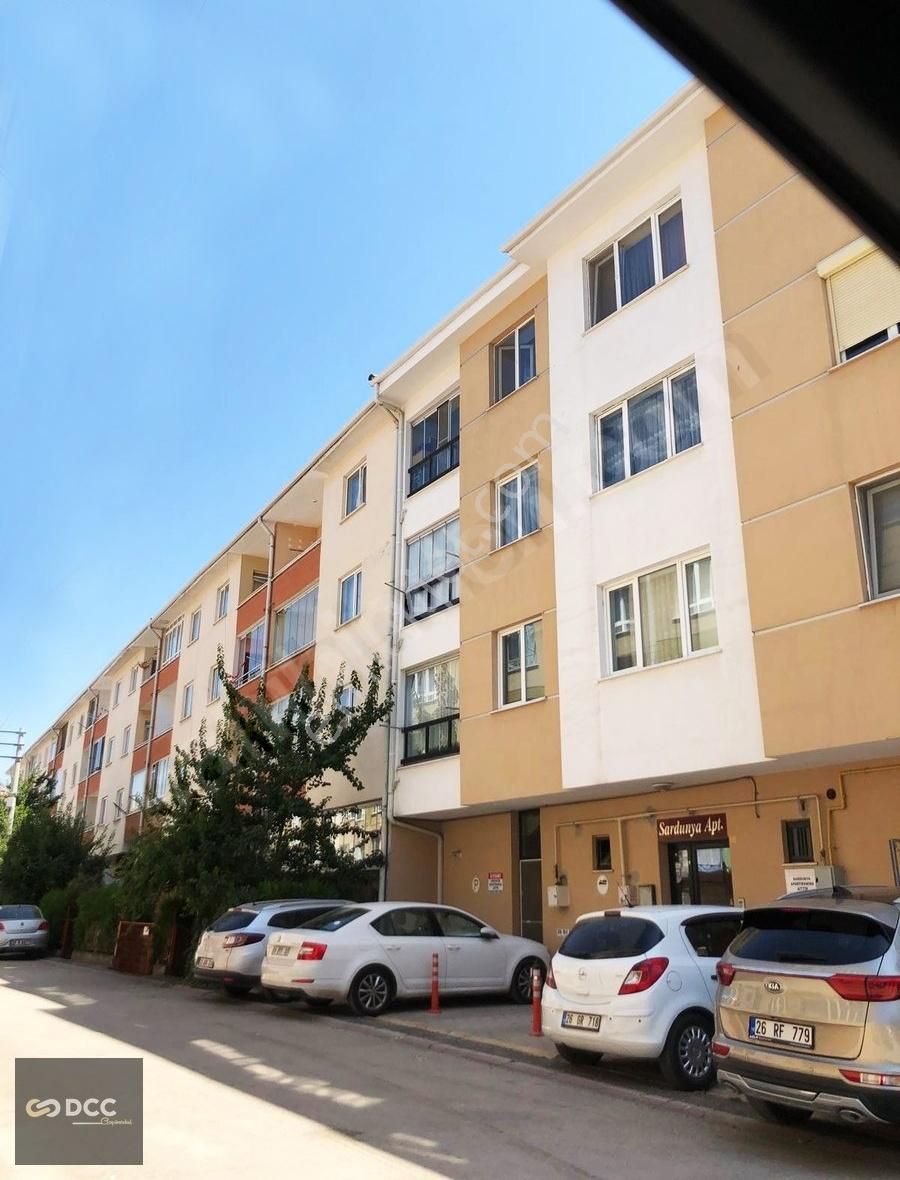 Tepebaşı Ertuğrulgazi Satılık Daire ESKİŞEHİR ERTUĞRULGAZİ ŞAHİN CADDESİ ÜZERİNDE SATILIK 3+1