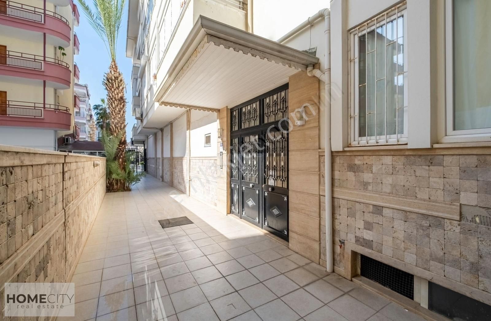 Alanya Cleopatra 1+1 45m2 Havuzlu,görevli,7/24 Kamera Sistemiii - Görsel 2