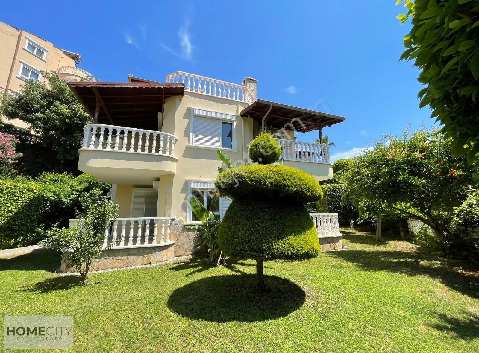 Alanya Kestel Satılık Villa ALANYA KESTEL 3+1 200 M2 SİTE İÇİ MÜSTAKİL BAHÇELİ TRİPLEKS