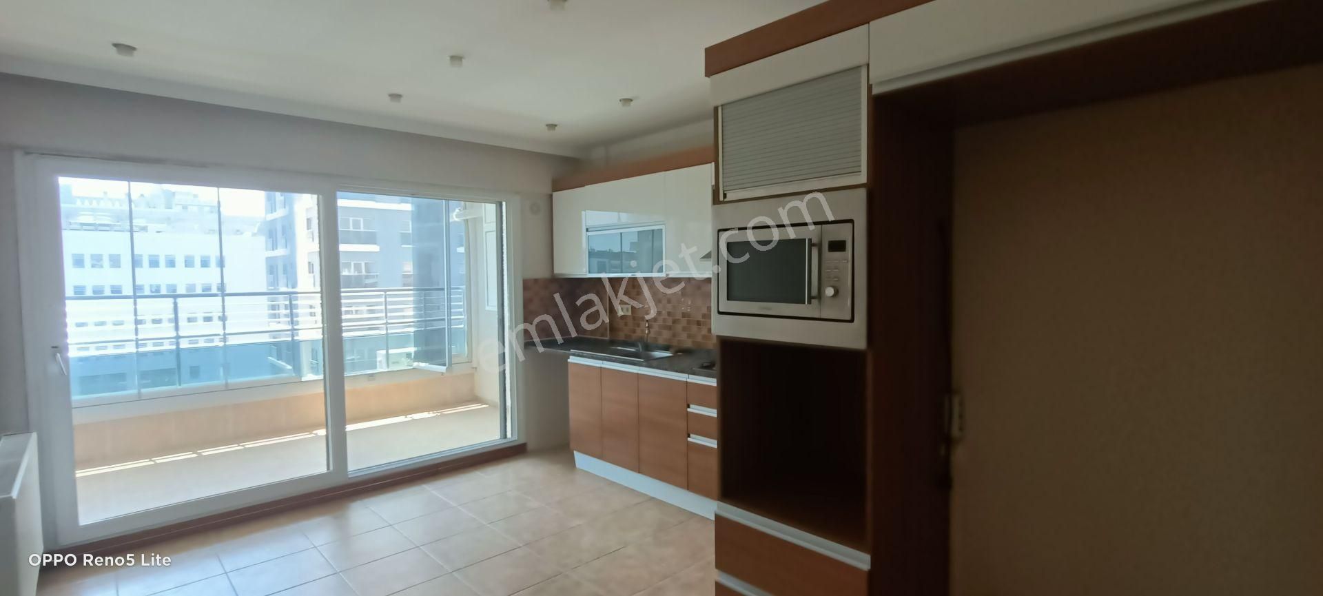 Karşıyaka İmbatlı Satılık Daire  MEDİKAL PARK YAKINI SATILIK 3+1 ÇİFT CEPHE DAİRE