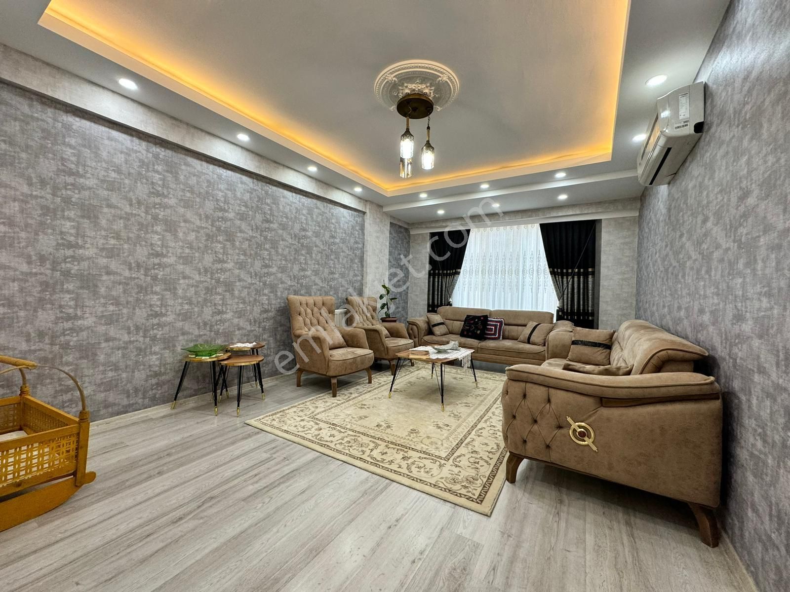 Karaköprü Seyrantepe Satılık Daire  EMİRHAN EMLAKTAN SEYRANTEPE'DE 3+1 SATILIK DAİRE