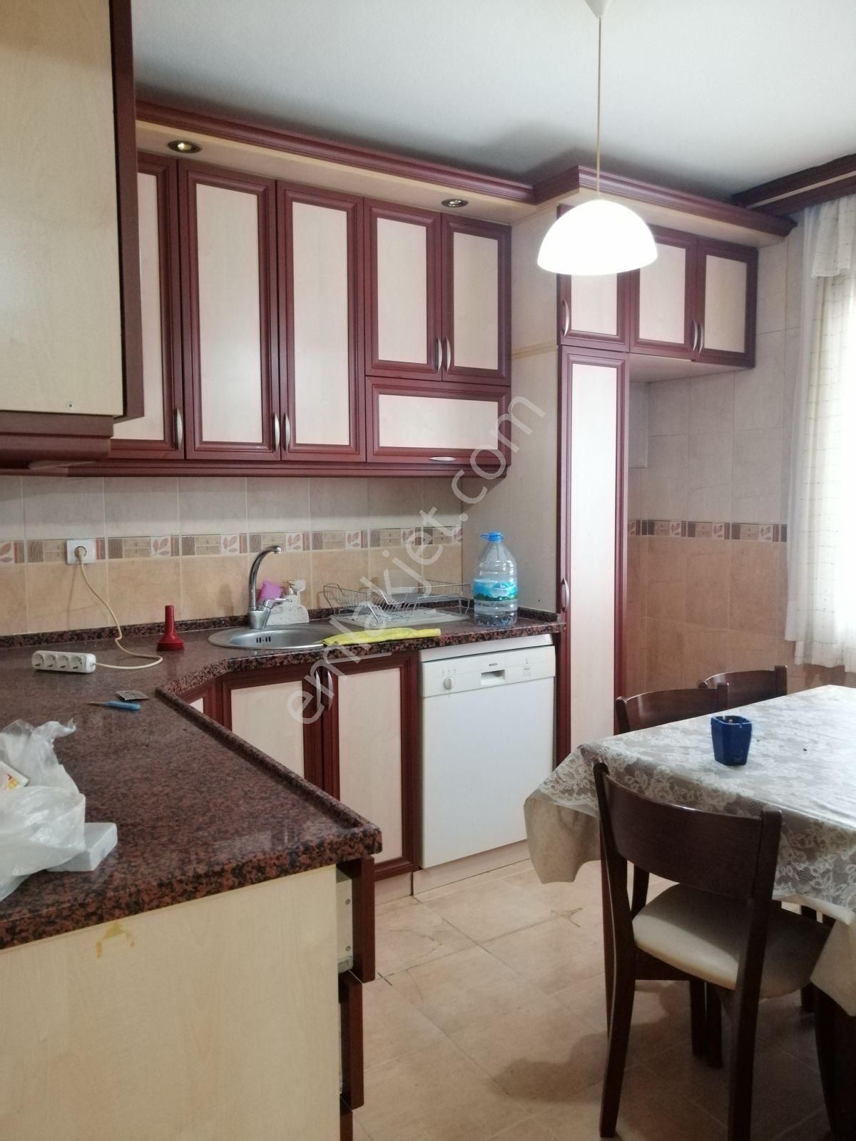 Komple Satılık 121 M2 3 Daire + Sanayi Elektrikli 1 Dükkan Tapuları Ayrı - Görsel 2