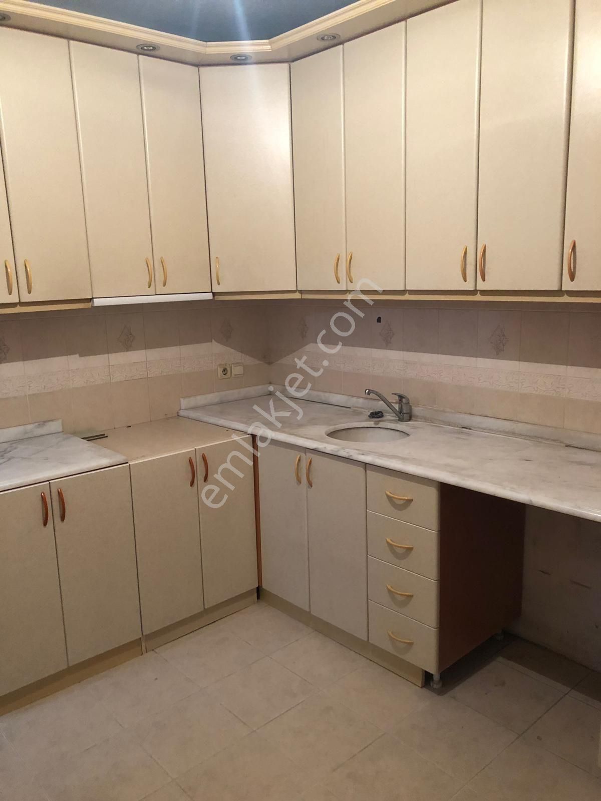 Komple Satılık 121 M2 3 Daire + Sanayi Elektrikli 1 Dükkan Tapuları Ayrı - Görsel 18