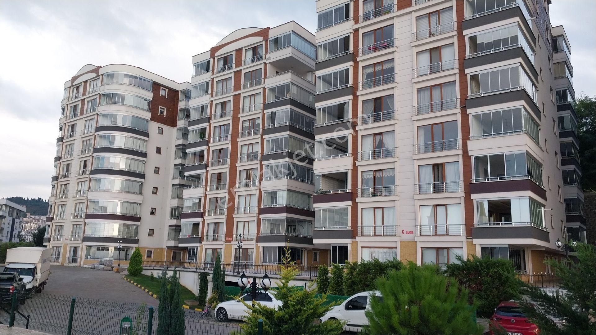 Ortahisar 2 Nolu Beşirli Kiralık Daire Asya Evlerinde 4.kat Deniz manzaralı 3+1 Daire