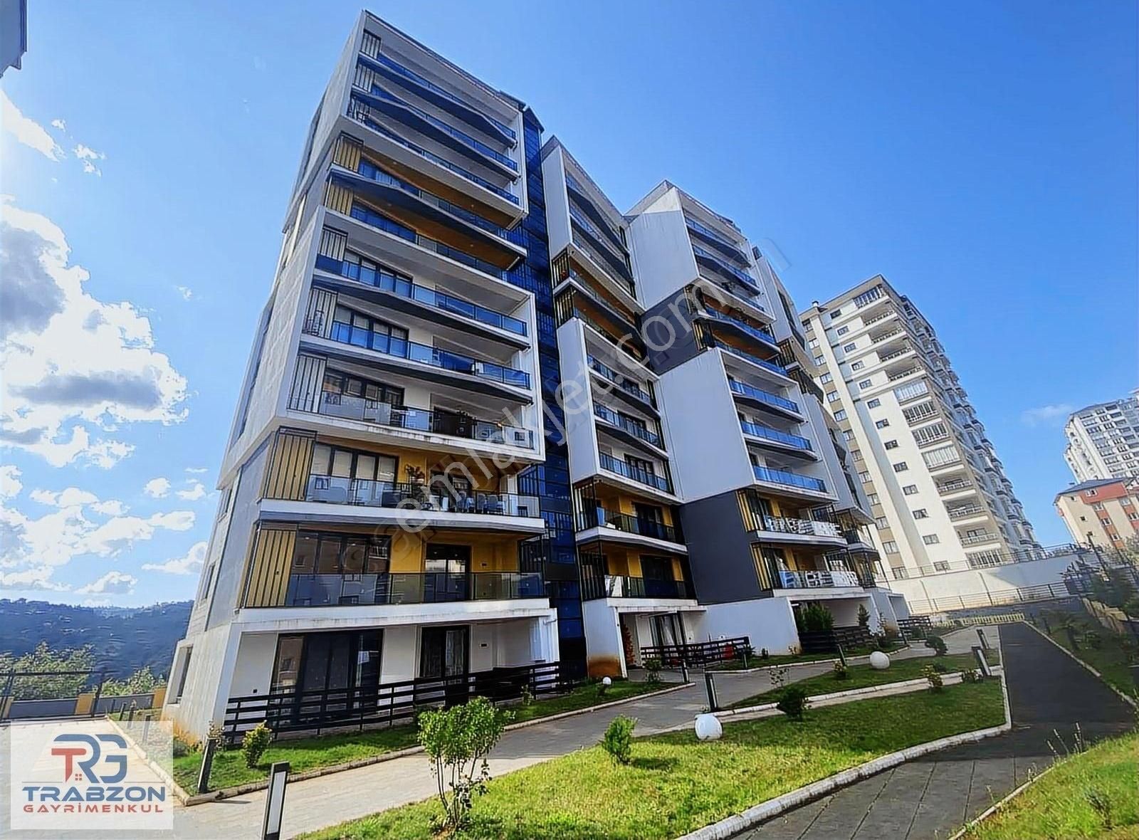 Yomra Kaşüstü Satılık Daire KAŞÜŞTÜ LOFT PARKTA SATILIK 3+1SIFIR LÜKS DAİRE