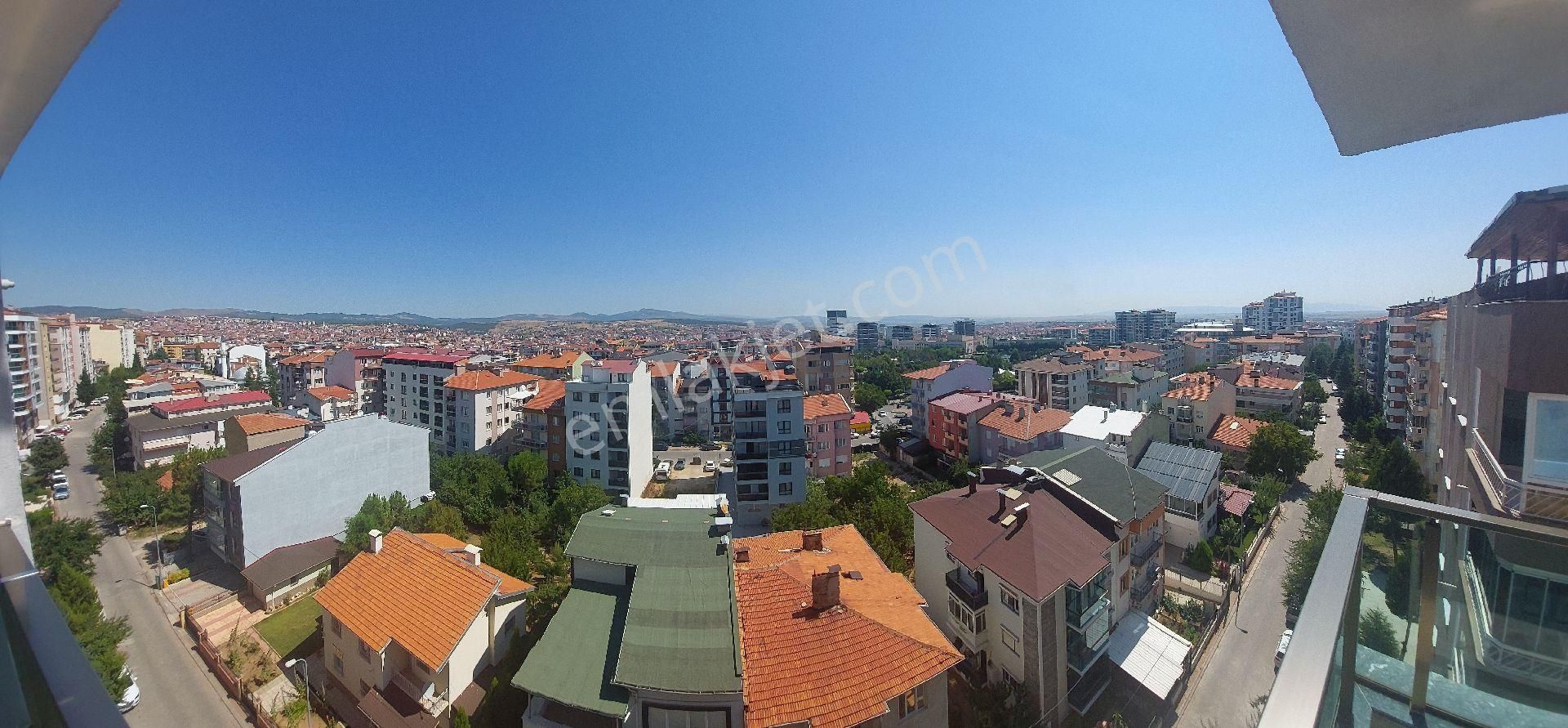 Uşak Merkez Kemalöz Satılık Daire Şeref Caddesi Uşak Manzaralı 