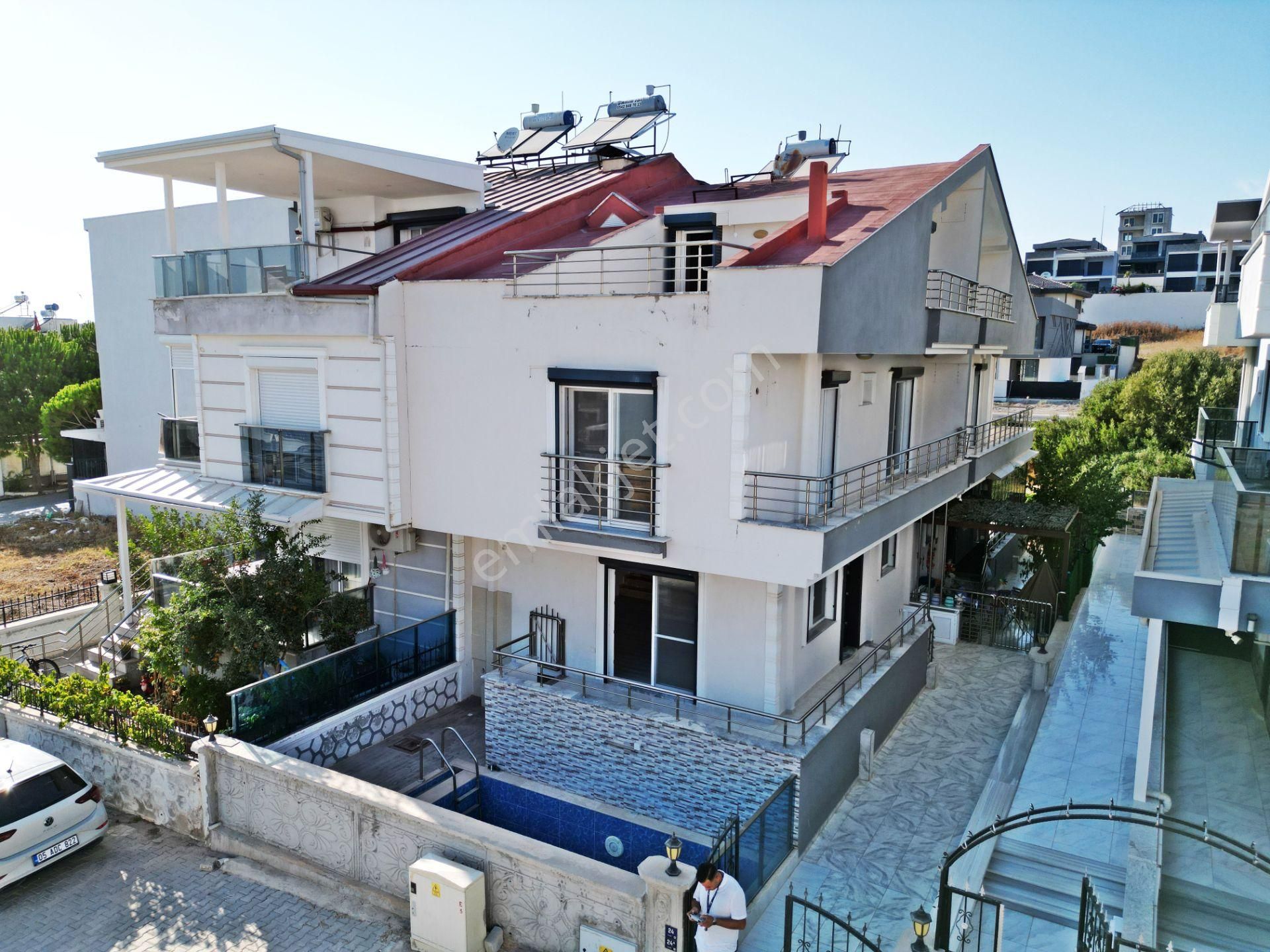 Didim Efeler Satılık Villa  DİDİM EFELER MAHALLESİNDE MÜSTAKİL HAVUZLU 3+1 AYRI MUTFAK VİLLA