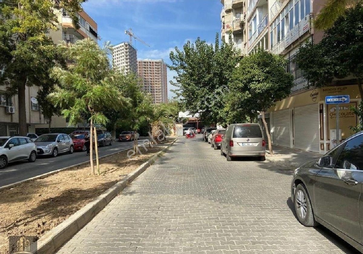 Konak Mimar Sinan Kiralık Dükkan & Mağaza Alsancak'ta Bacalı,Otomatik Kepenkli,Wc li  Kiralık Dükkan