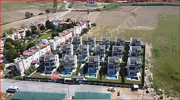 Manavgat Çavuşköy Satılık Villa  MANAVGAT ÇAVUŞKÖY MAHALLESİNDE DENİZ MANZARALI SATILIK VİLLA