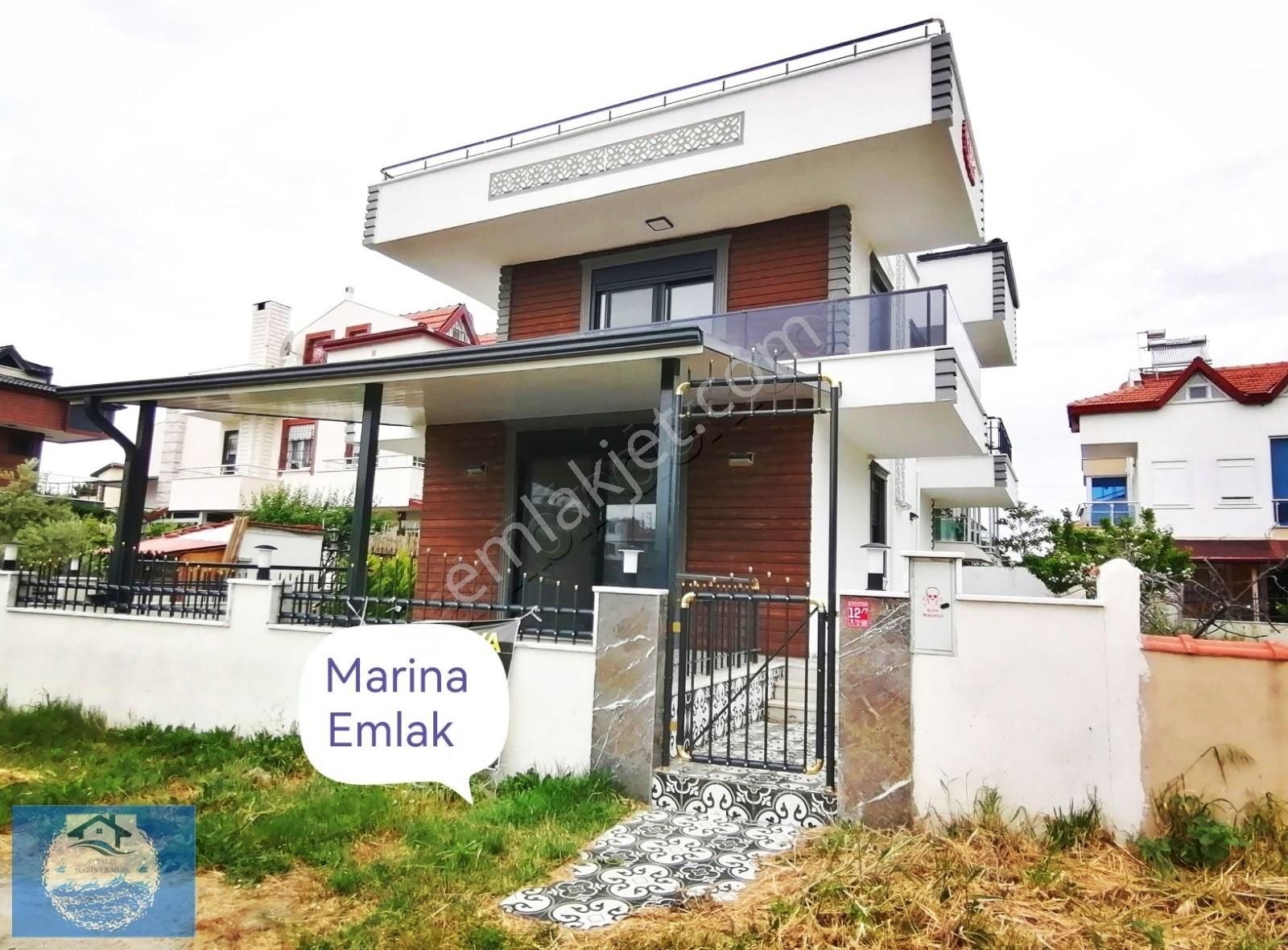 Ayvalık Altınova Satılık Villa MARİNADAN ÖZEL YAPIM A PLAS LÜKS VİLLA 