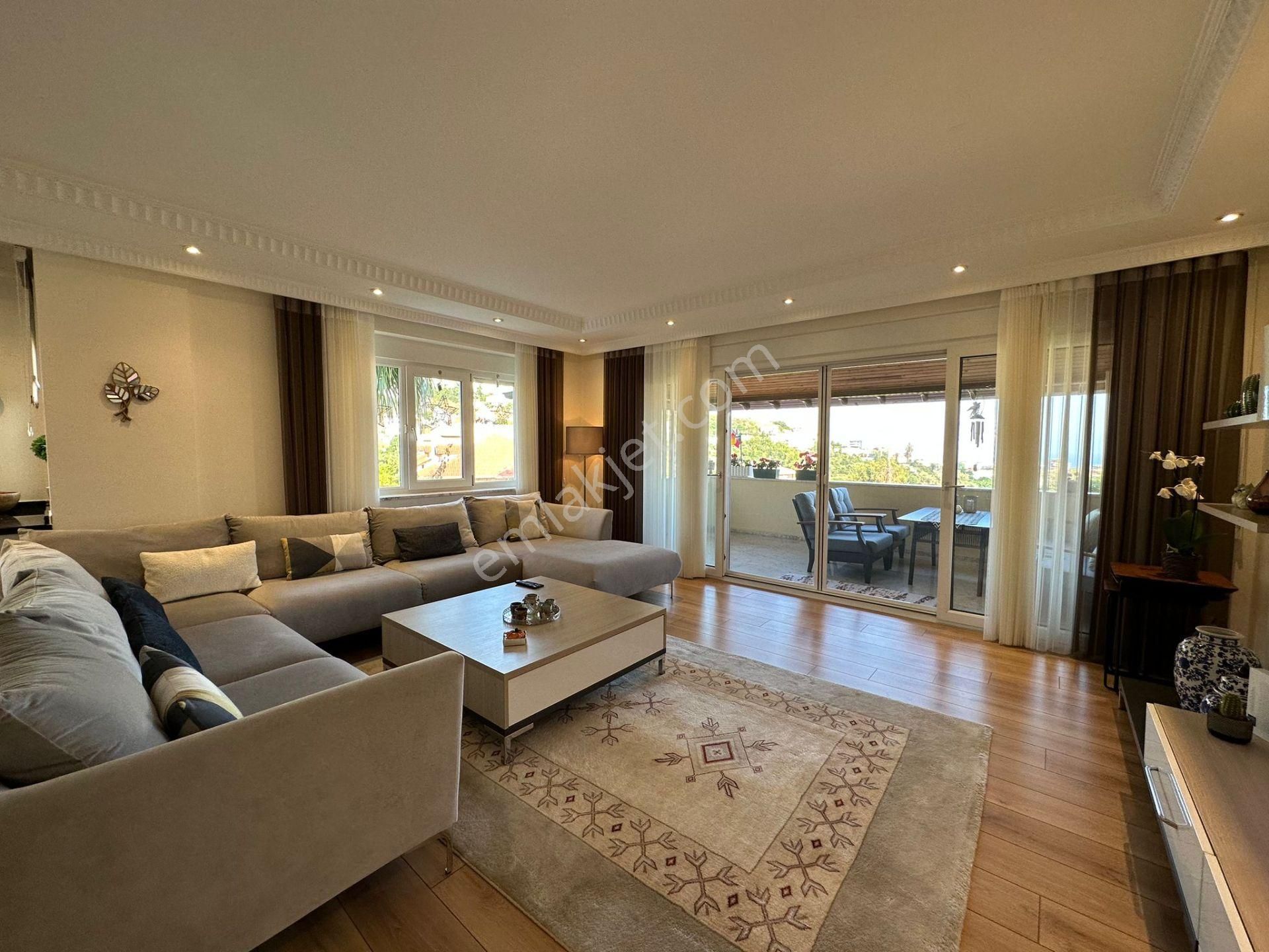 Alanya Tepe 3+1 400m2 Eşyalı,site İçinde,lüks Eşyalı,merkeze Yakın,havuzlu,sessiz Site İçinde Özel - Görsel 16