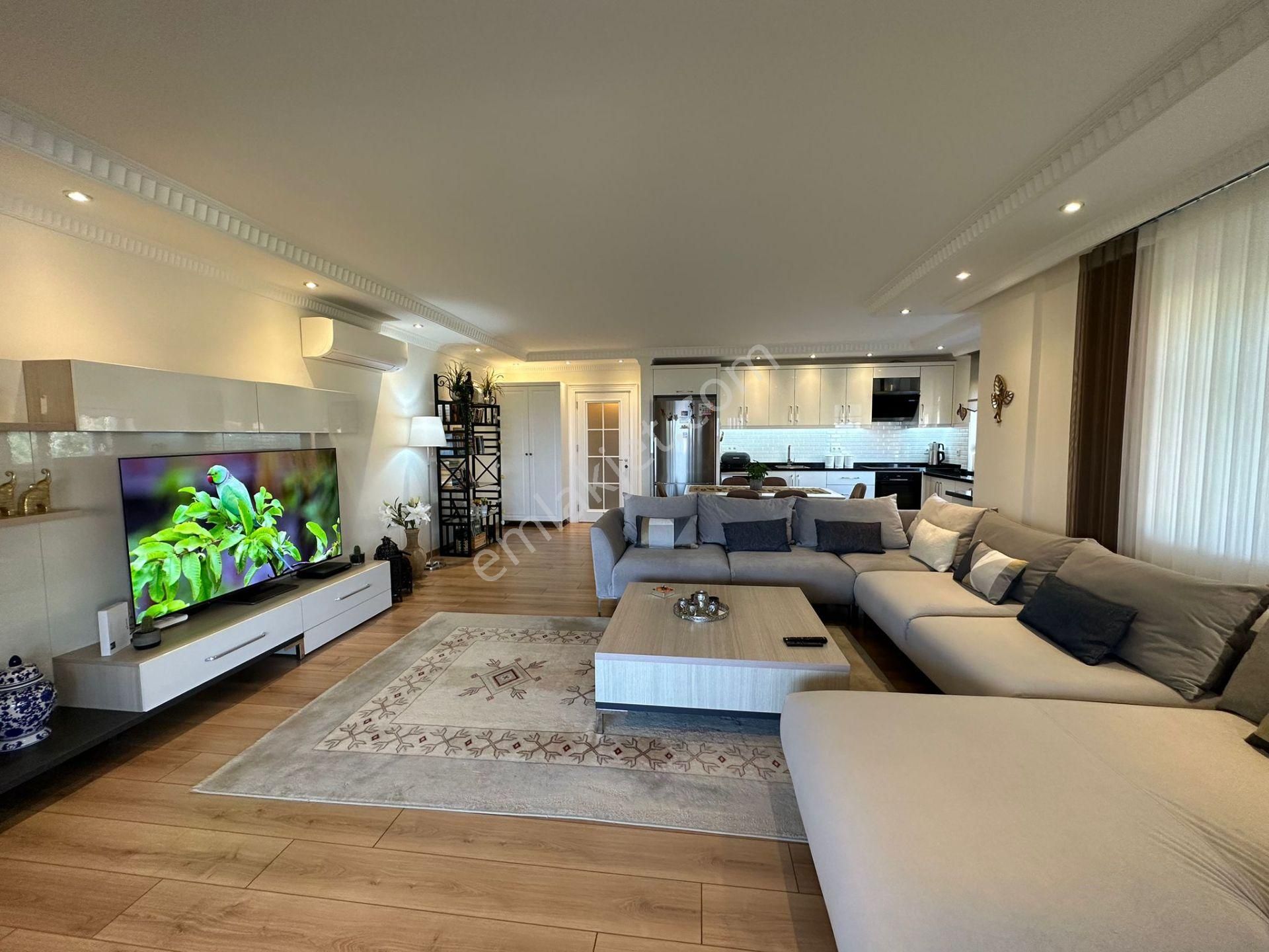 Alanya Tepe 3+1 400m2 Eşyalı,site İçinde,lüks Eşyalı,merkeze Yakın,havuzlu,sessiz Site İçinde Özel - Görsel 17