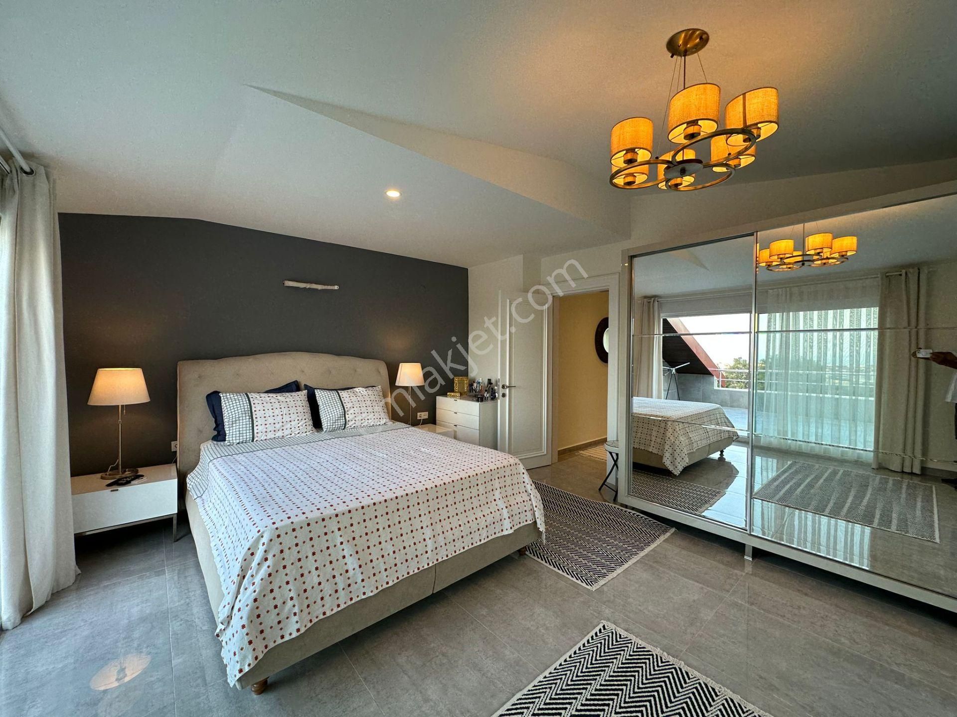 Alanya Tepe 3+1 400m2 Eşyalı,site İçinde,lüks Eşyalı,merkeze Yakın,havuzlu,sessiz Site İçinde Özel - Görsel 21