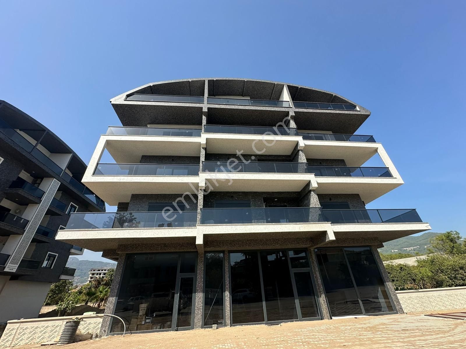 Alanya Oba Satılık Daire  ALANYA OBA 3+1 135M2 HAVUZ,FİTNES,SAUNA,OTOPARK,GENİŞ BAHÇE,LÜXX,YENİ BİNA,YENİ DAİRE,MANZARALIII