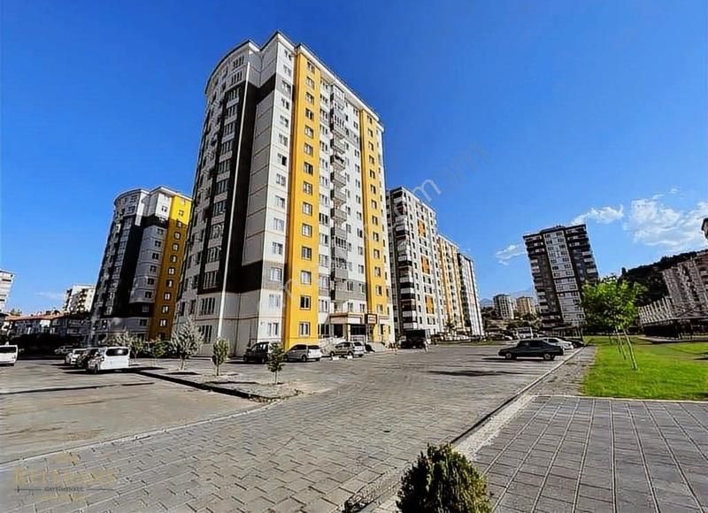 Melikgazi Battalgazi Satılık Daire KÜÇÜKALİ MAH SATILIK 115 m2 DOĞU CEPHE 2+1 ARA DAİRE