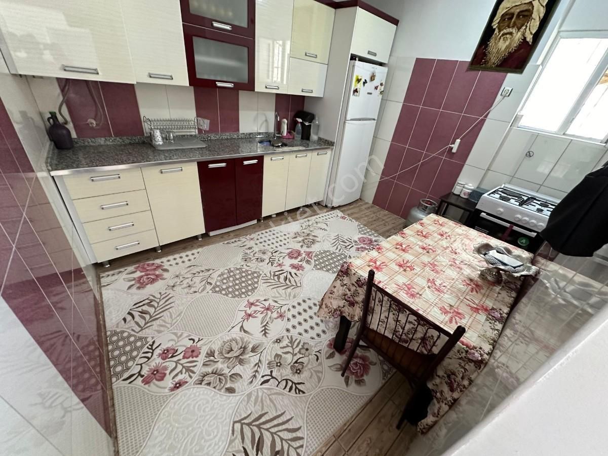 Sur Melikahmet Satılık Daire PTT ARKASI AİLE BİNASI 3+1 BAKIMLI, TERASLI SATILIK DAİRE