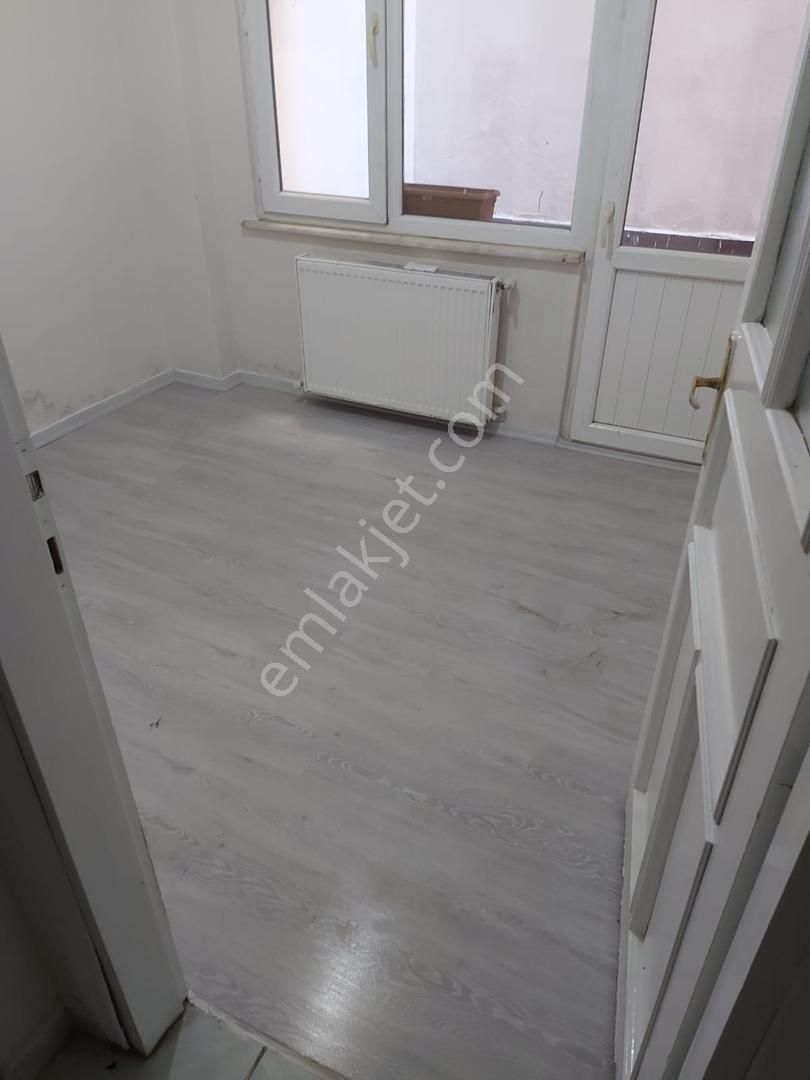 Bağcılar Yıldıztepe Kiralık Daire Bağcılar Yıldıztepe Mah 12 Yıllık Binada 2+1 Kiralık Bahçe Kat Daire