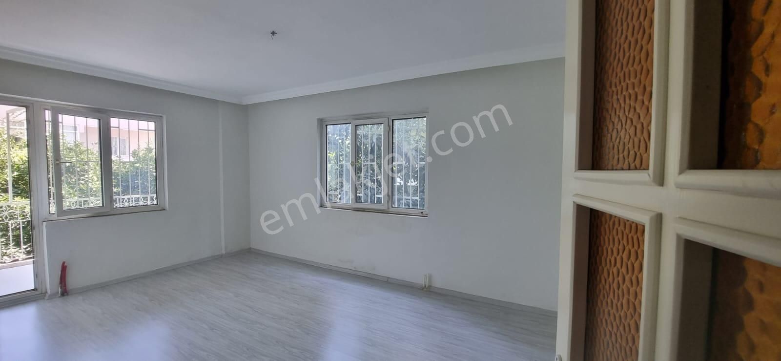 Tombul Emlaktan Yenil Mahallede Satılık Komple 3 Katlı Bina - Görsel 8