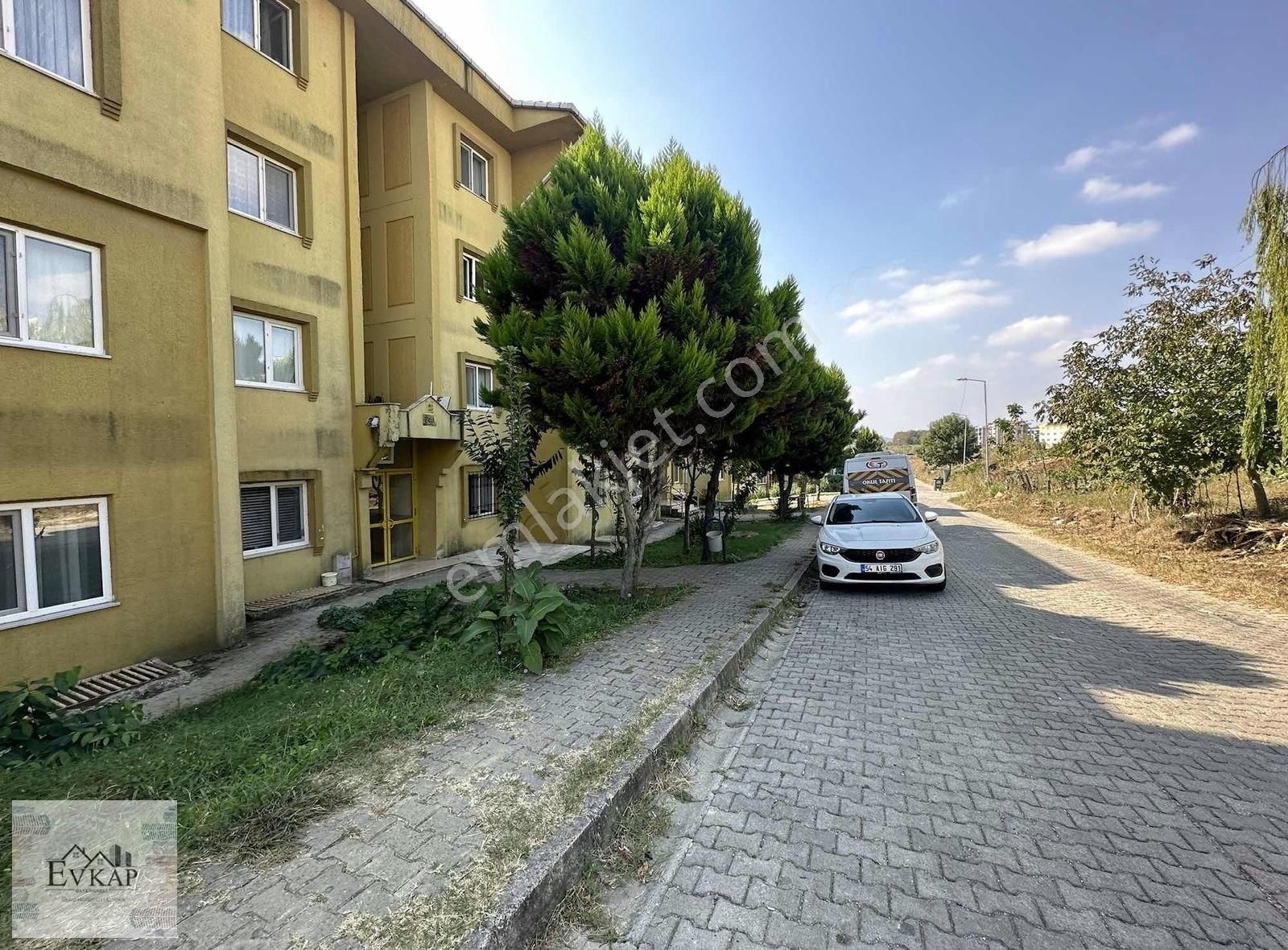 Adapazarı Korucuk Satılık Daire EVKAP GAYRİMENKUL KORUCUK 1713 KM. 2+1 95 M2 SATILIK DAİRE